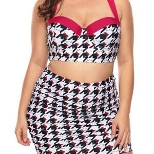 Torrid x Hello Kitty Sanrio Swim Skirt Bottoms – Size 2 (18/20)